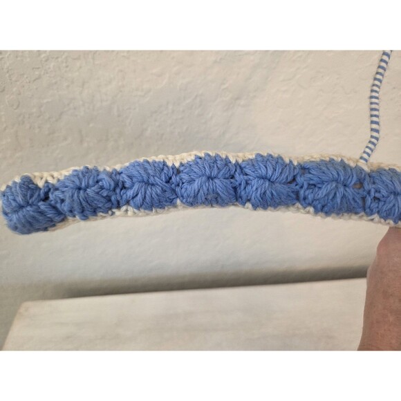 Vintage Handmade Granny Crocheted Wooden Hangers Pink and Blue Lot of 3 - Picture 8 of 16